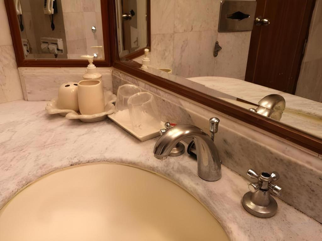 The Regency Hotel Hatyai 핫야이 외부 사진